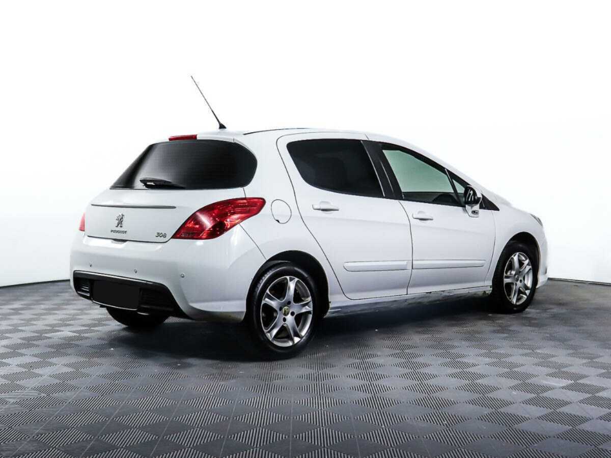 Купить Peugeot 308, 2011, 197 926 км, фото №5