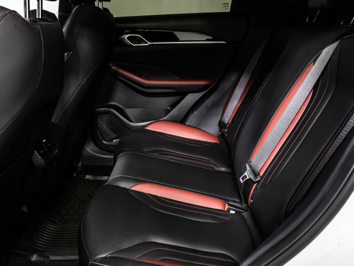 Купить Geely Coolray I Рестайлинг, 2023, 23 562 км, фото №11
