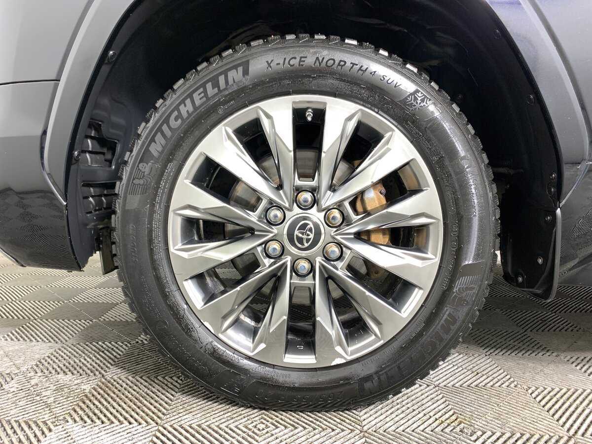 Купить Toyota Land Cruiser, 2021, 132 289 км, фото №9