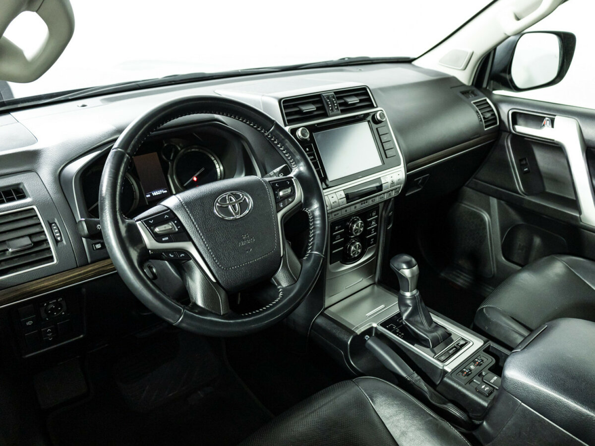 Купить Toyota Land Cruiser Prado 150 Series Рестайлинг 2, 2019, 165 271 км, фото №9