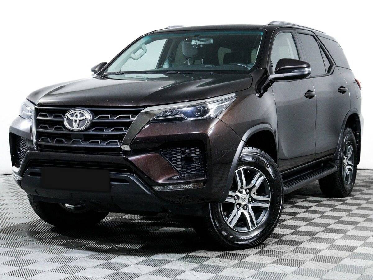 Купить Toyota Fortuner, 2021, 72 000 км, фото №1
