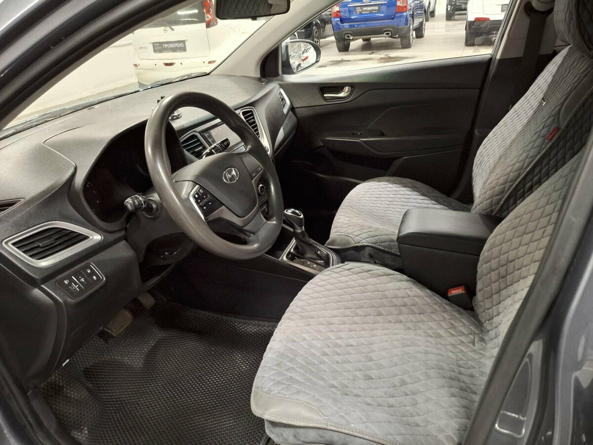 Купить Hyundai Solaris II, 2019, 249 844 км, фото №15