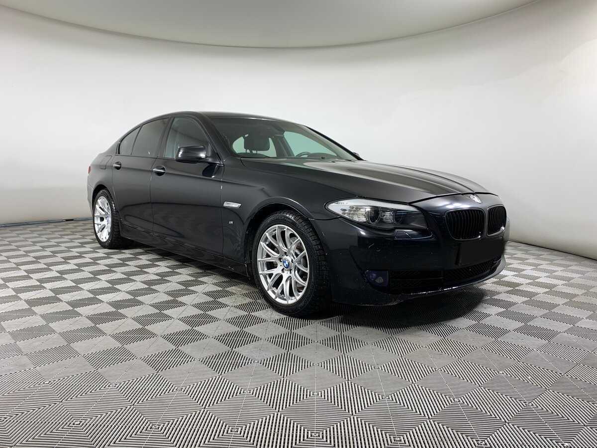 Купить BMW 5 серии 528i, 2012, 280 700 км, фото №3