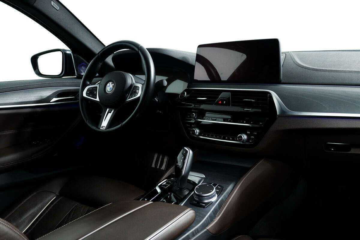 Купить BMW 5 серии 530d xDrive, 2020, 37 786 км, фото №9