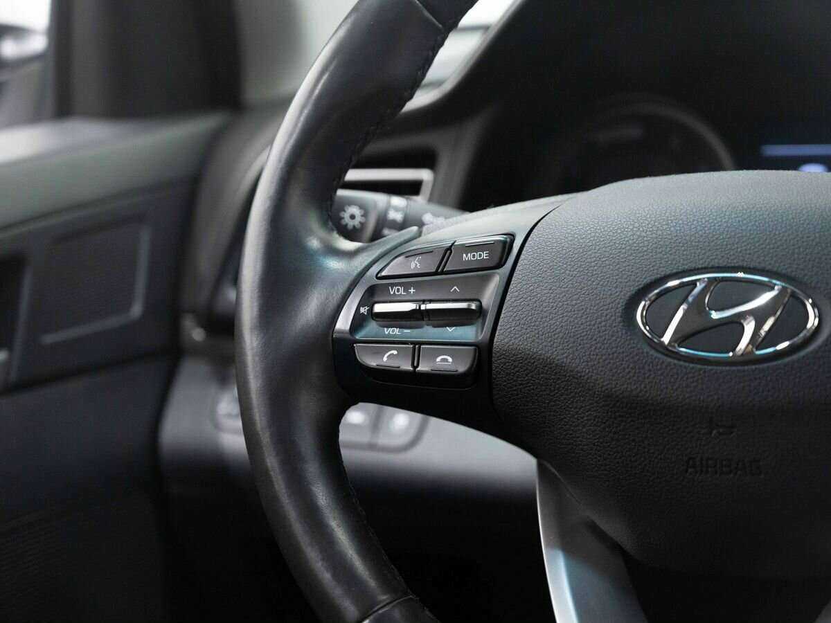 Купить Hyundai Avante, 2018, 83 500 км, фото №15