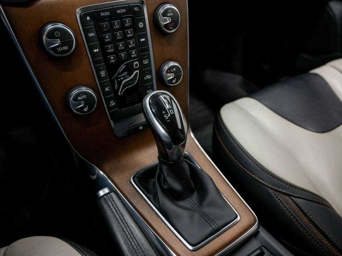 Купить Volvo V40 Cross Country, 2015, 120 500 км, фото №19