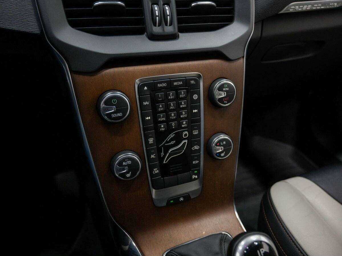 Купить Volvo V40 Cross Country, 2015, 120 500 км, фото №20