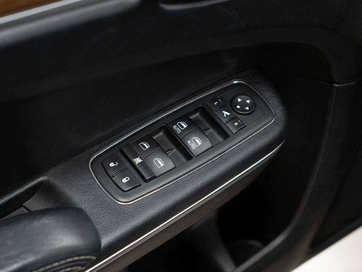 Купить Chrysler 300C, 2012, 230 000 км, фото №14