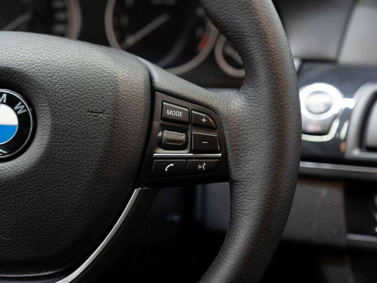 Купить BMW 5 серии 528i, 2012, 204 087 км, фото №16