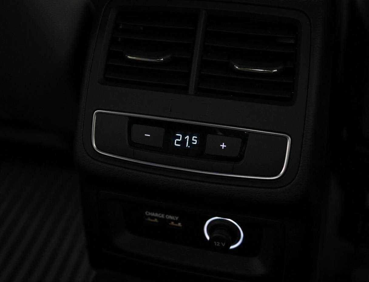 Купить Audi A4, 2019, 71 923 км, фото №11