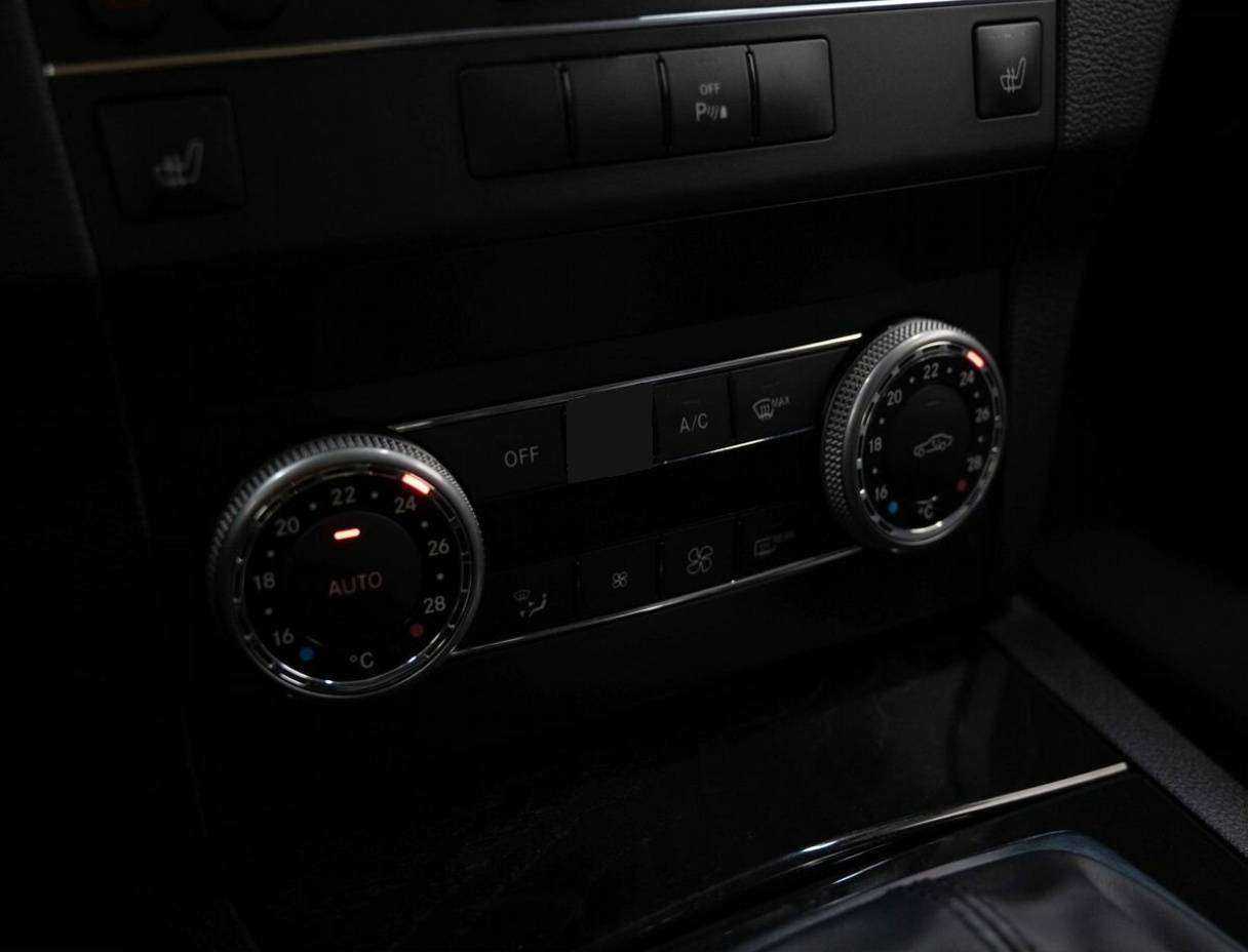 Купить Mercedes-Benz GLK-Класс 300, 2011, 104 854 км, фото №24