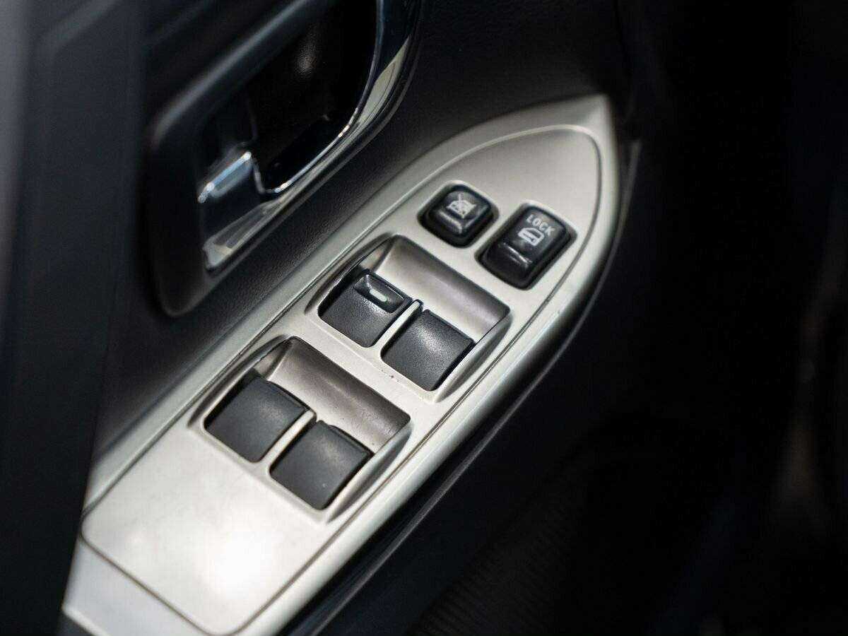 Купить Mitsubishi Pajero, 2014, 177 000 км, фото №12