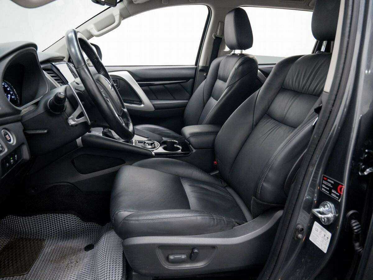 Купить Mitsubishi Pajero Sport, 2018, 128 000 км, фото №9