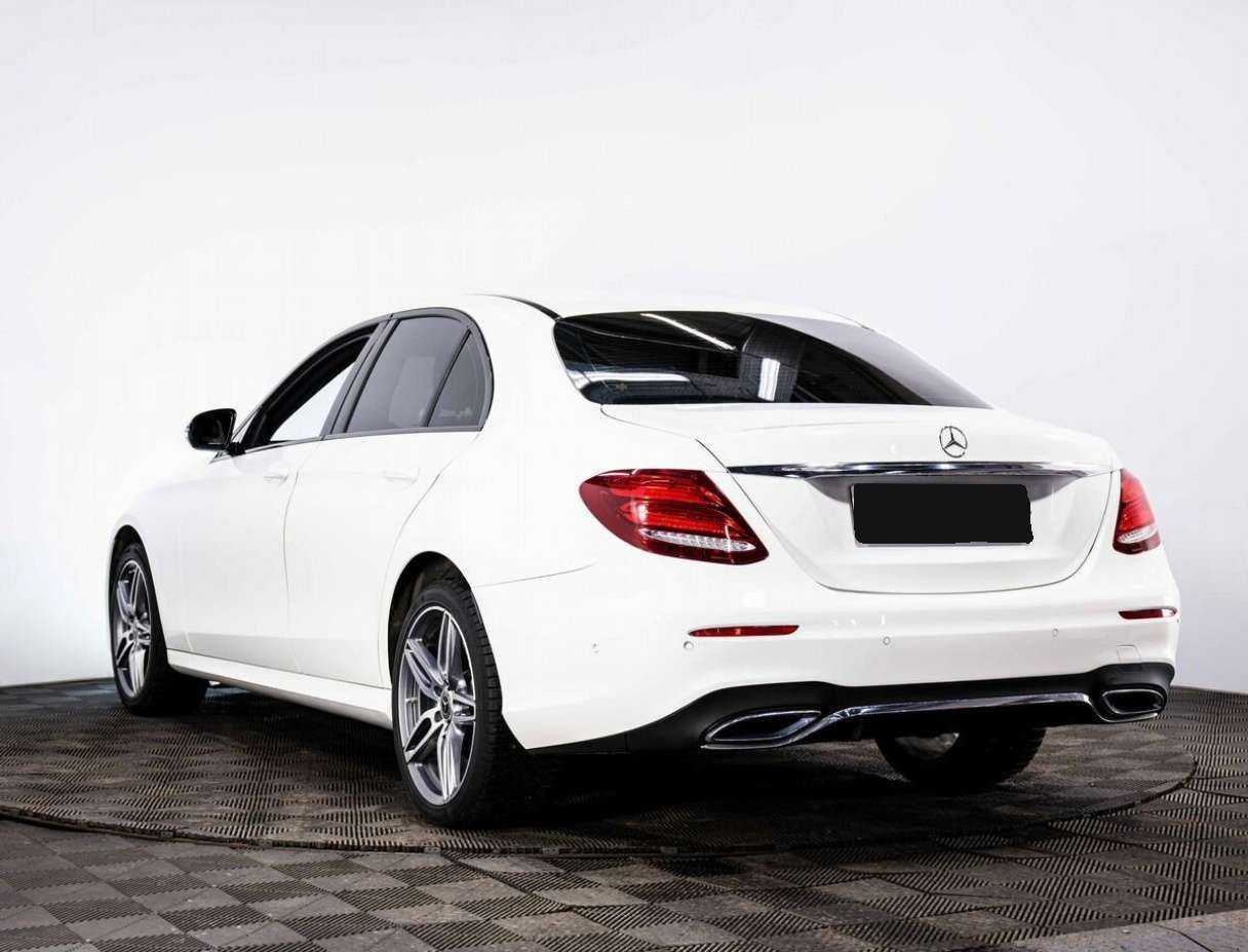 Купить Mercedes-Benz E-Класс 220 d, 2018, 119 000 км, фото №4