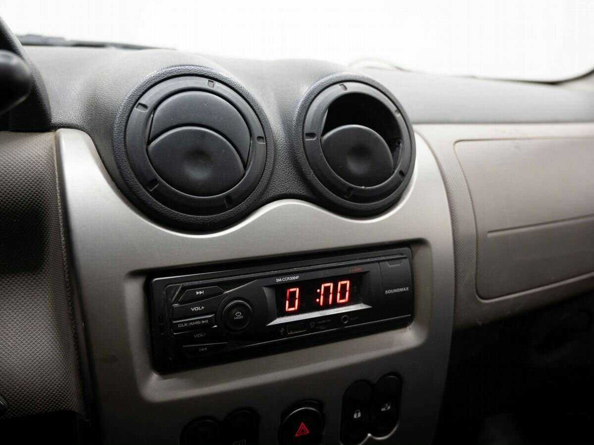 Купить Renault Logan, 2010, 280 000 км, фото №16