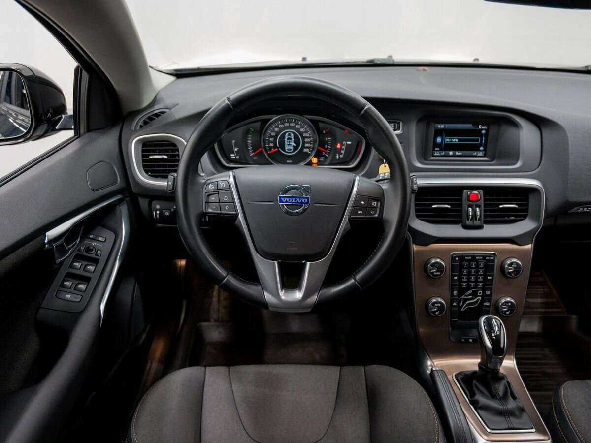 Купить Volvo V40 Cross Country, 2014, 119 339 км, фото №12