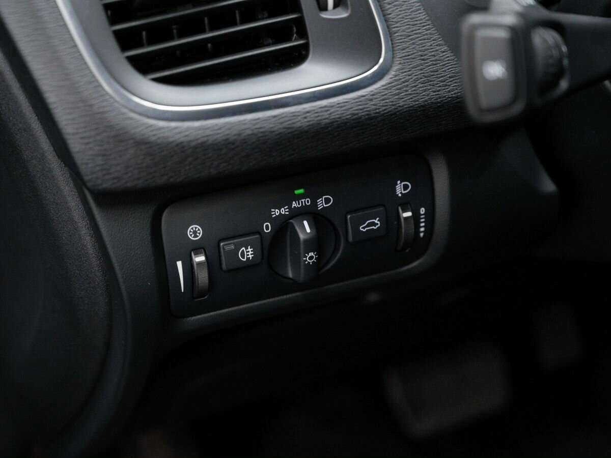 Купить Volvo V40 Cross Country, 2014, 119 339 км, фото №17