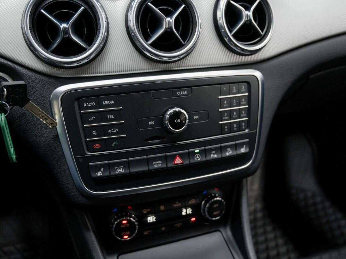 Купить Mercedes-Benz GLA 250, 2016, 123 344 км, фото №22