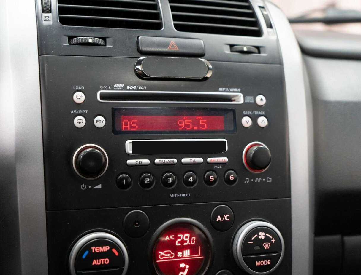 Купить Suzuki Grand Vitara, 2010, 201 000 км, фото №10