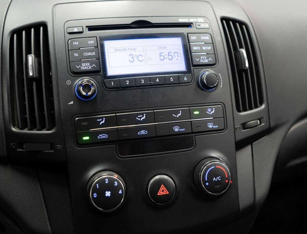 Купить Hyundai i30, 2010, 137 000 км, фото №10