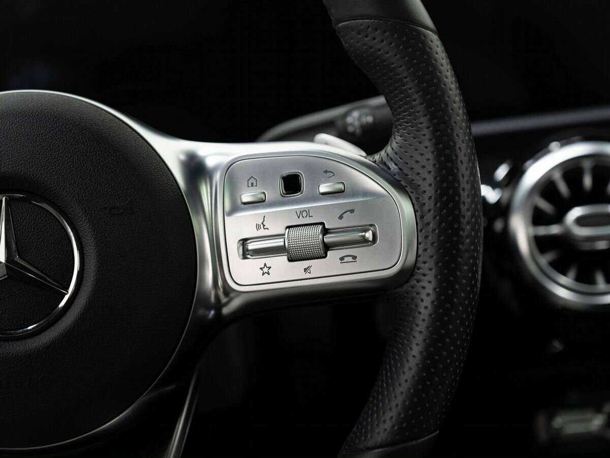 Купить Mercedes-Benz CLA 200, 2020, 67 000 км, фото №14