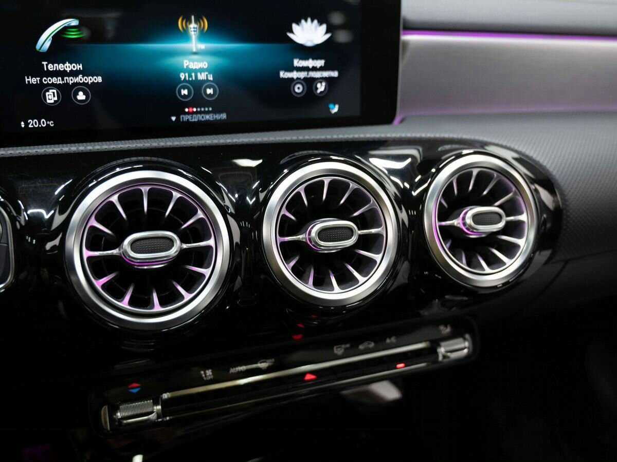 Купить Mercedes-Benz CLA 200, 2020, 67 000 км, фото №17
