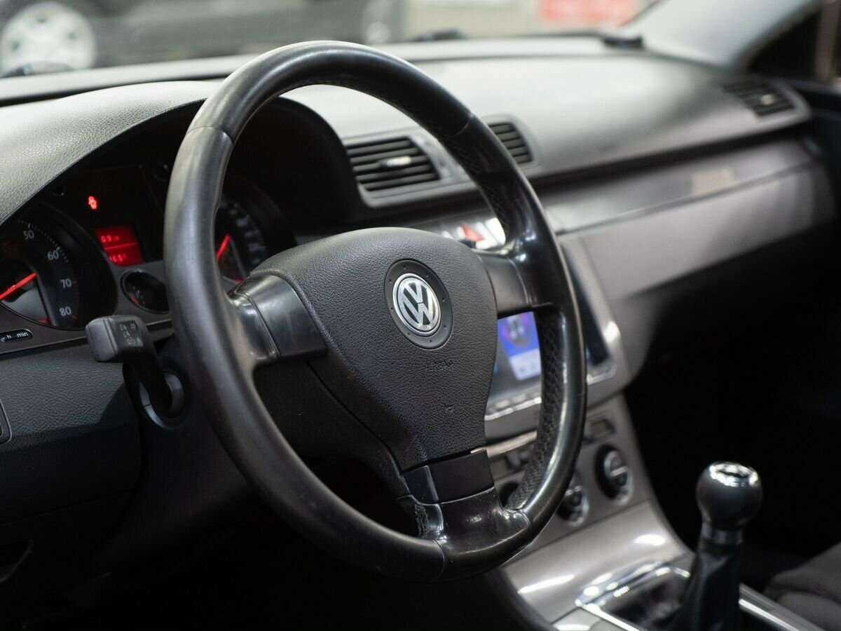 Купить Volkswagen Passat, 2008, 305 161 км, фото №5