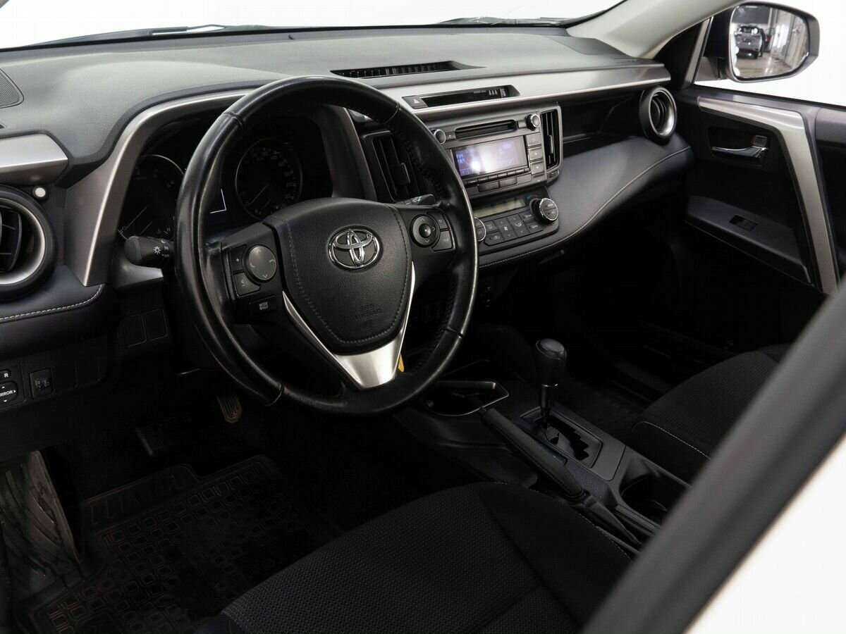Купить Toyota RAV4, 2018, 46 500 км, фото №10