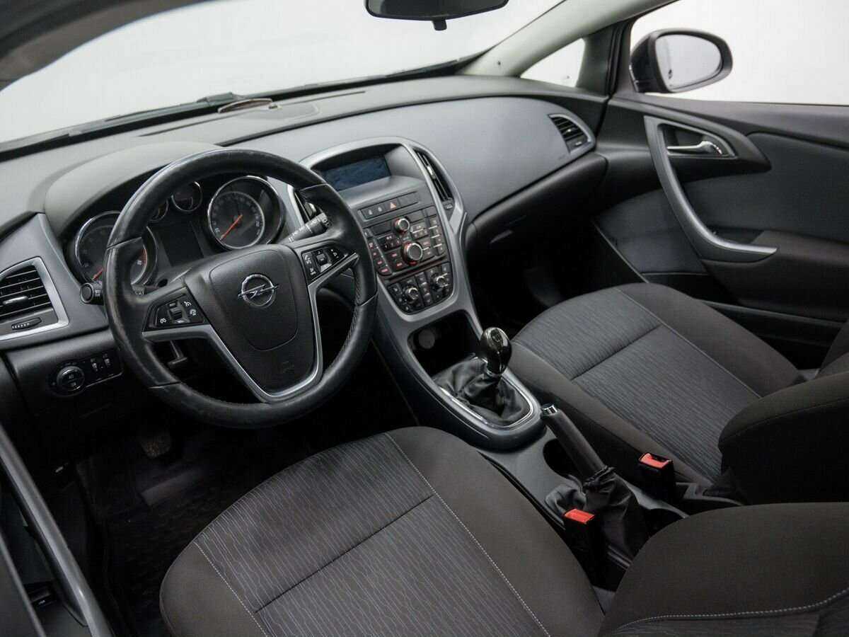 Купить Opel Astra GTC, 2013, 107 500 км, фото №11