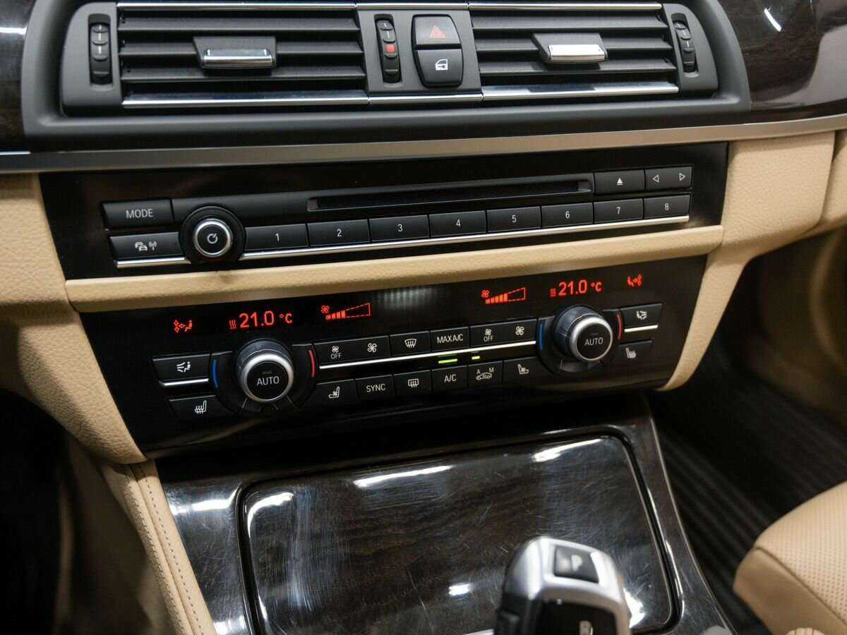 Купить BMW 5 серии 530d xDrive, 2015, 78 182 км, фото №23