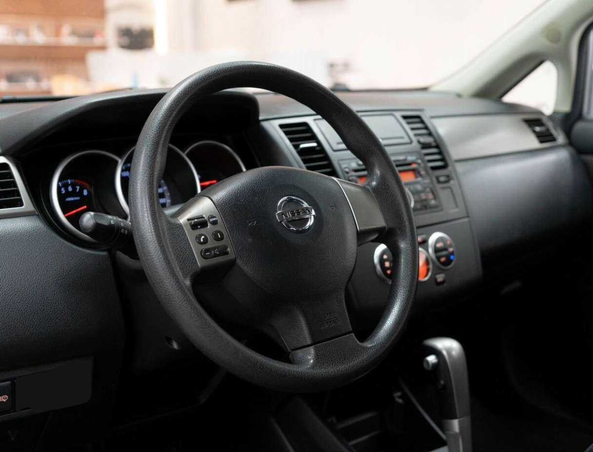 Купить Nissan Tiida, 2011, 75 847 км, фото №7