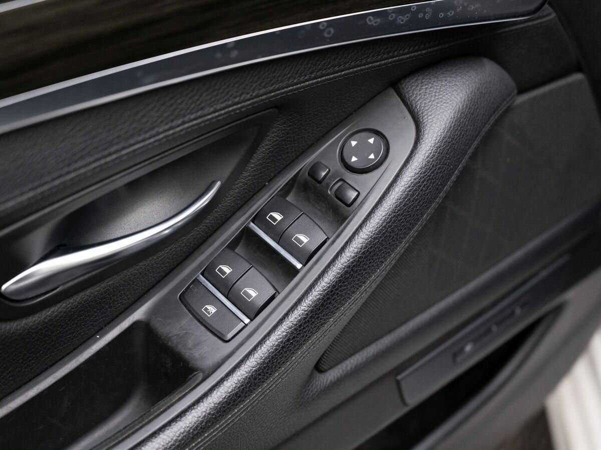 Купить BMW 5 серии 530d xDrive, 2016, 156 000 км, фото №20