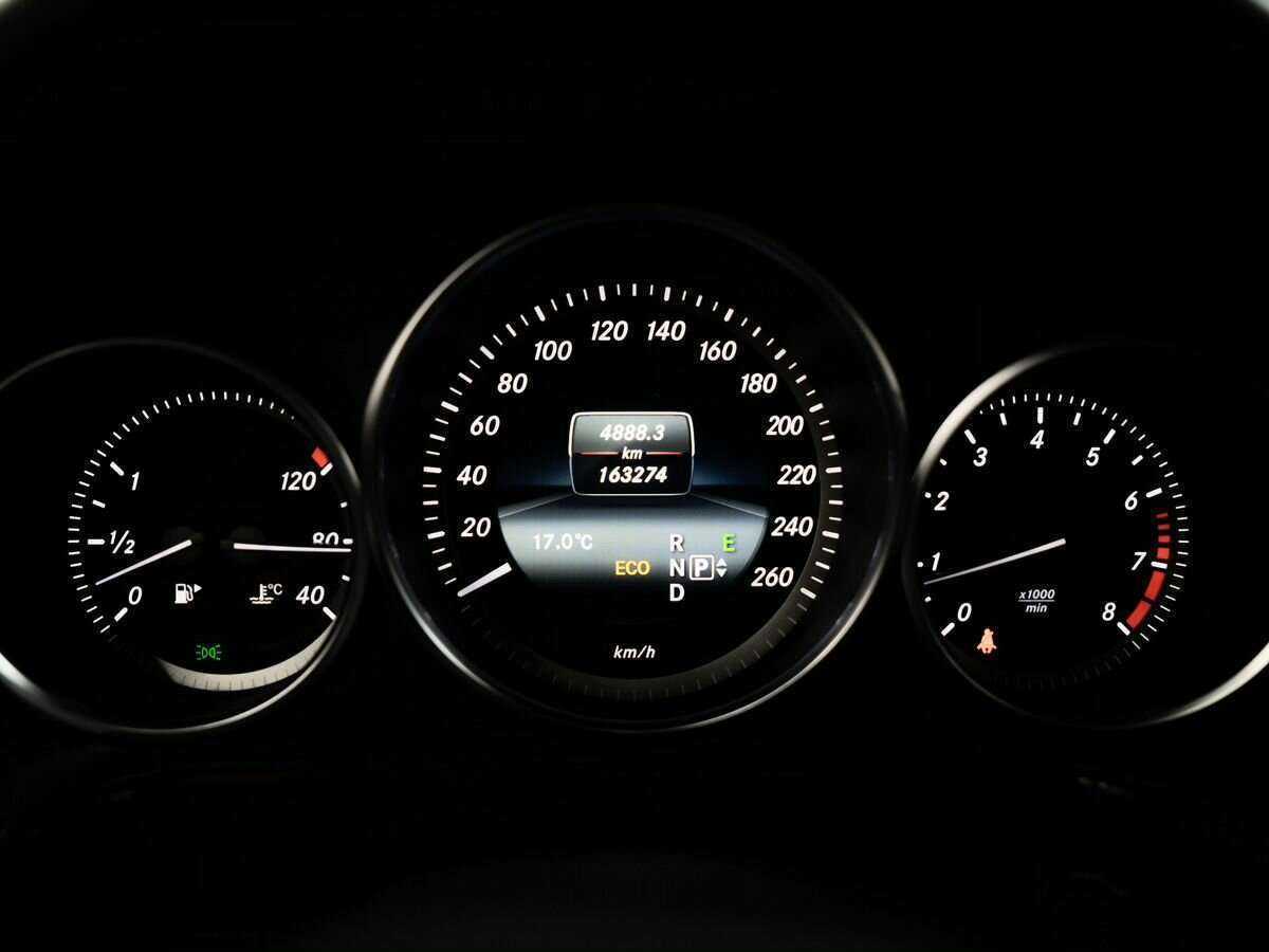 Купить Mercedes-Benz E-Класс 200, 2013, 163 000 км, фото №12