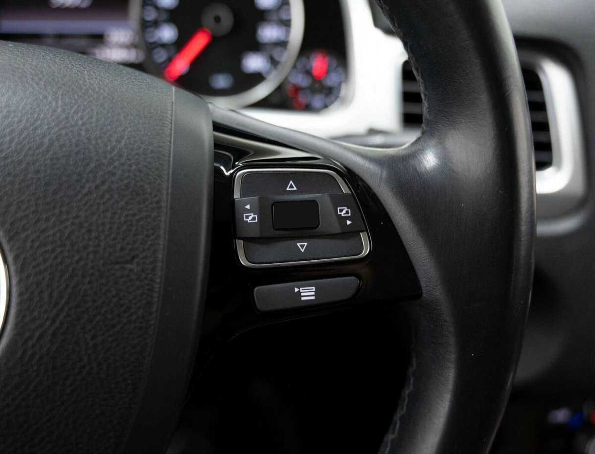 Купить Volkswagen Touareg, 2015, 138 000 км, фото №20