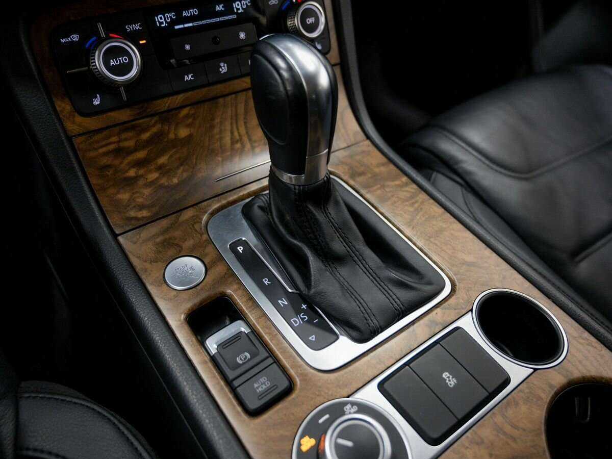 Купить Volkswagen Touareg, 2015, 138 000 км, фото №21