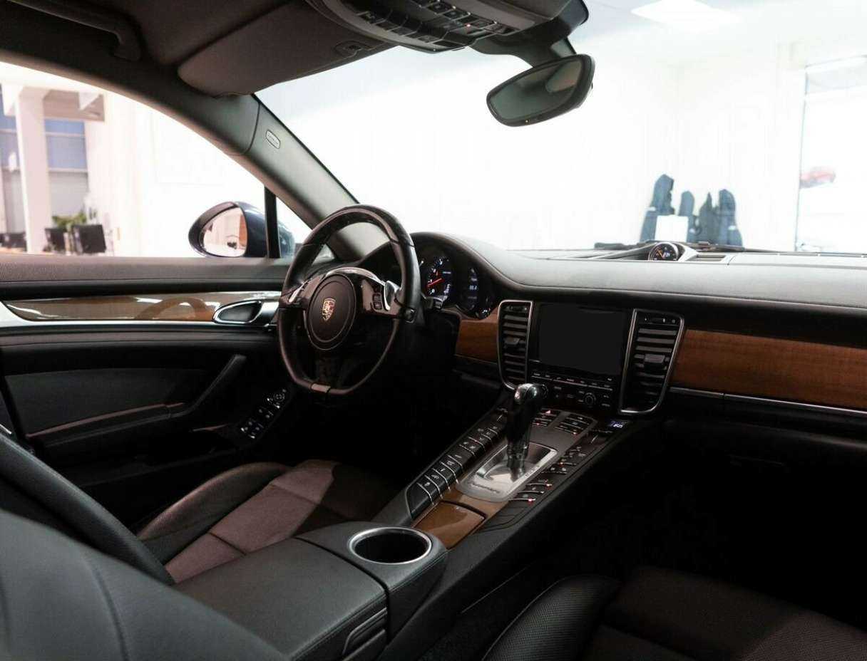 Купить Porsche Panamera 4, 2011, 180 000 км, фото №21