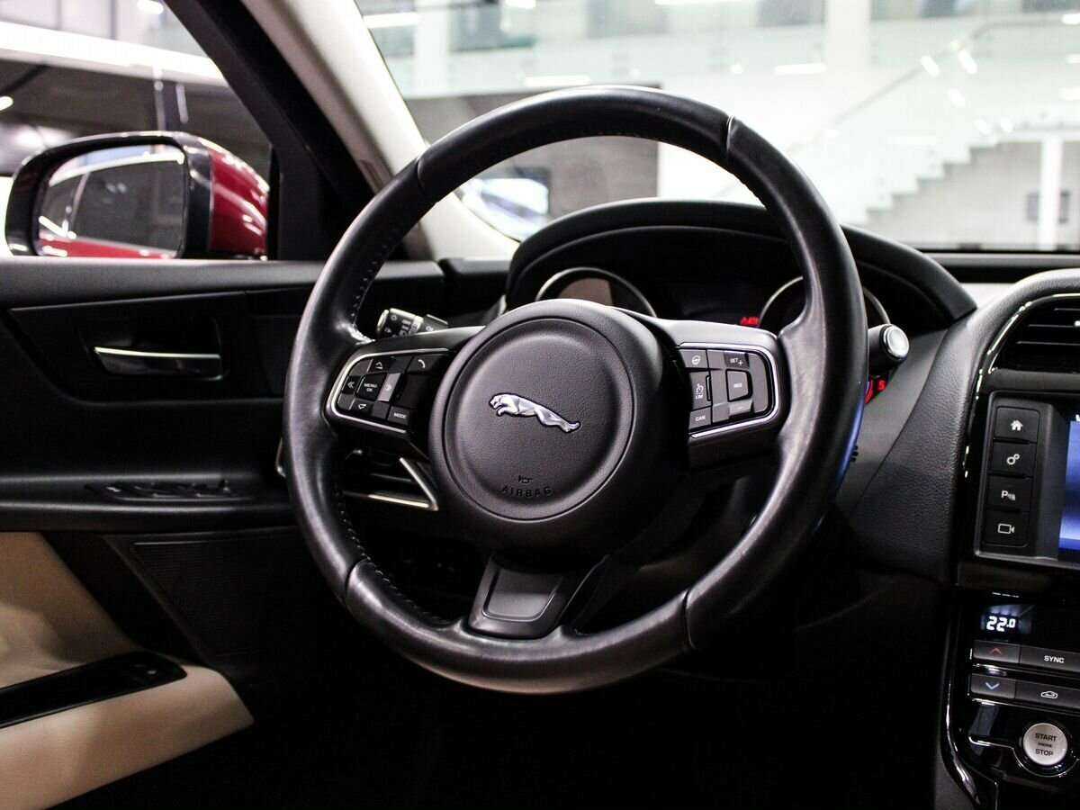 Купить Jaguar XE, 2016, 140 650 км, фото №12