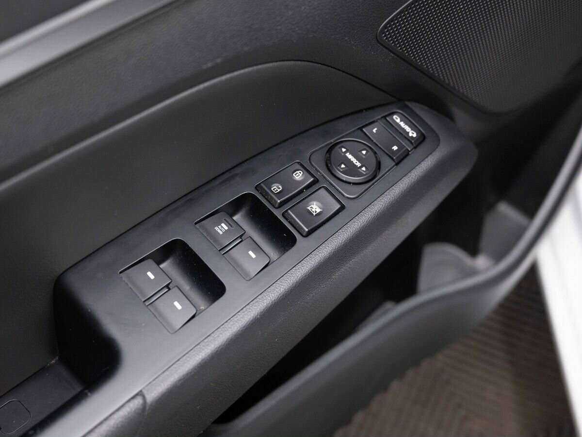 Купить Hyundai Avante, 2018, 83 500 км, фото №18