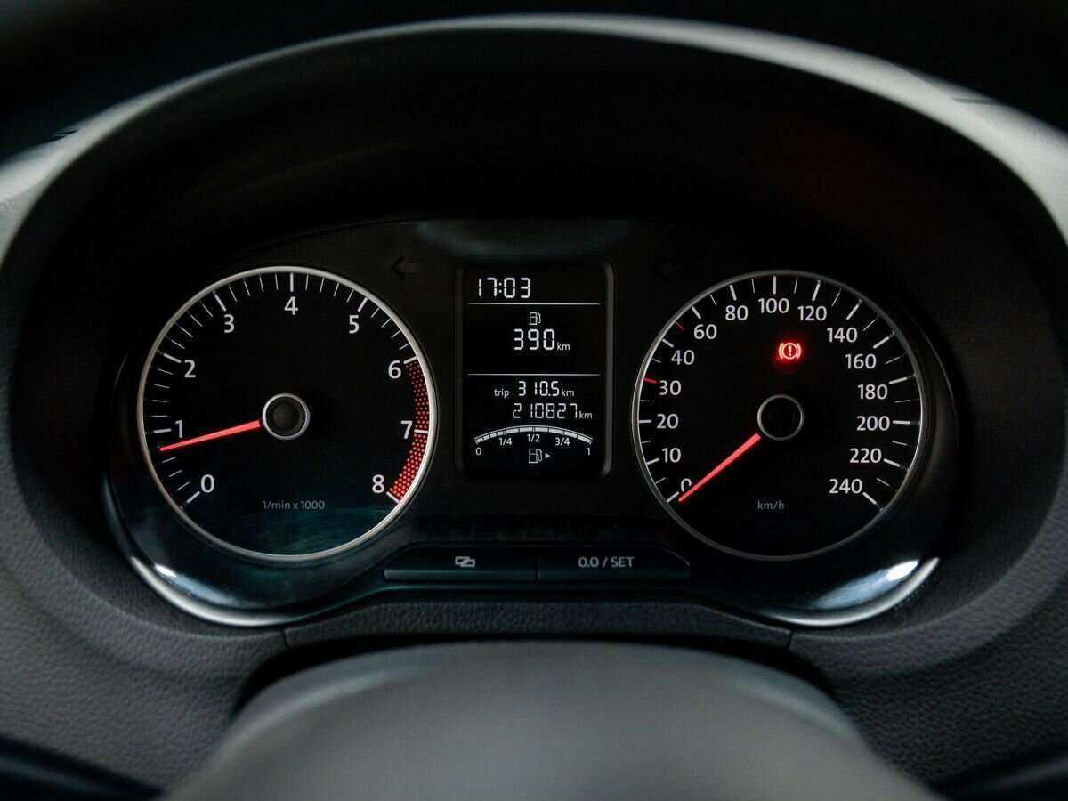 Купить Volkswagen Polo, 2011, 210 781 км, фото №20