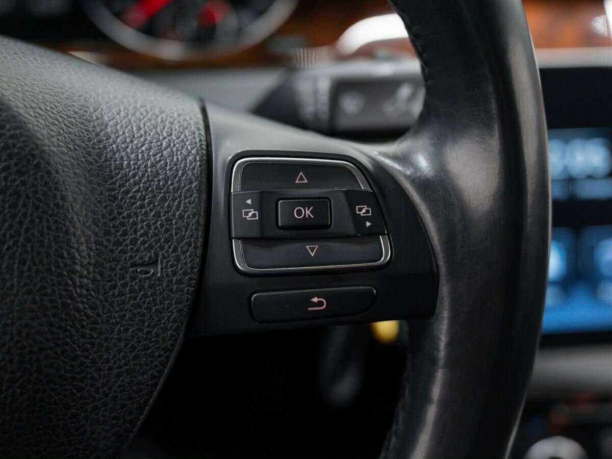 Купить Volkswagen Passat, 2011, 187 879 км, фото №18