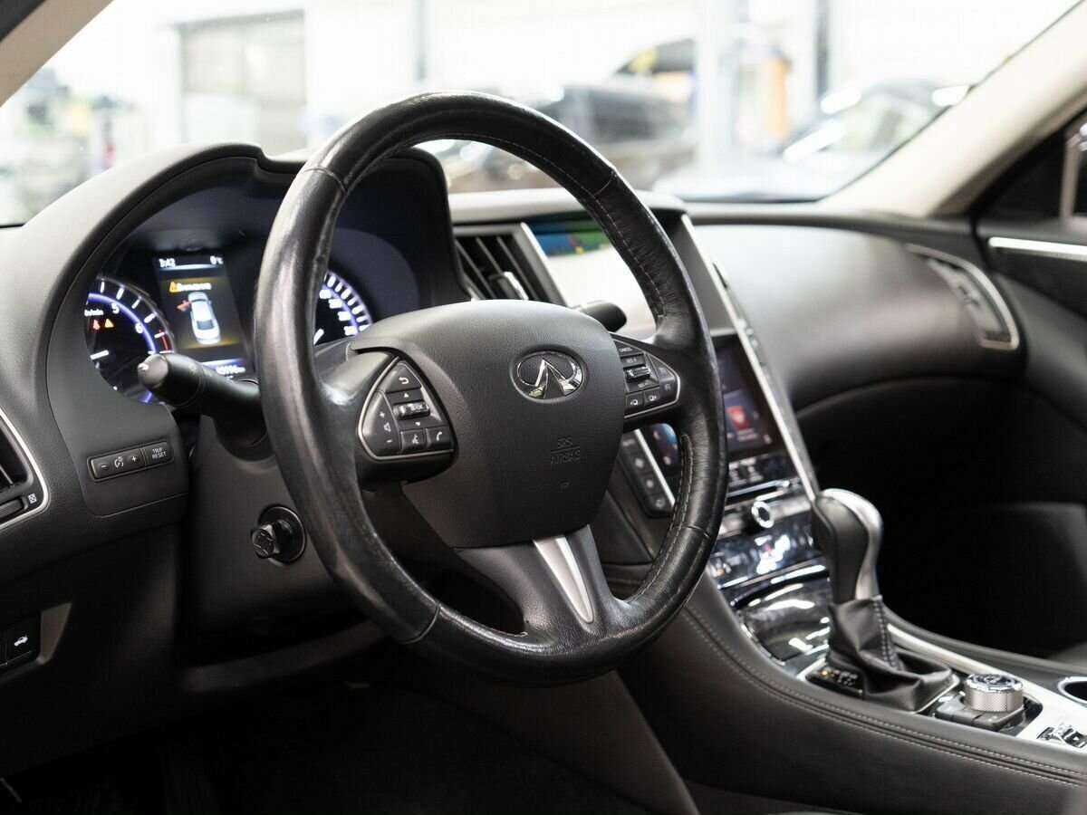 Купить Infiniti Q50, 2016, 82 000 км, фото №5