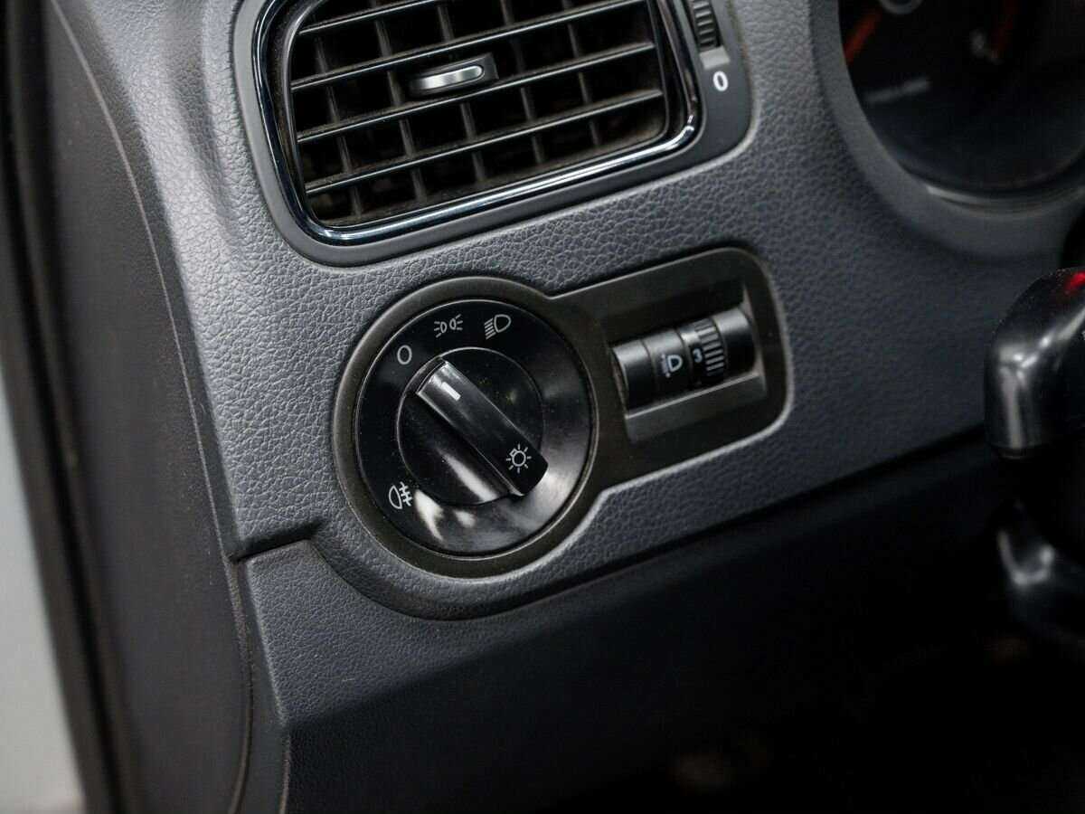 Купить Volkswagen Polo, 2010, 393 429 км, фото №14