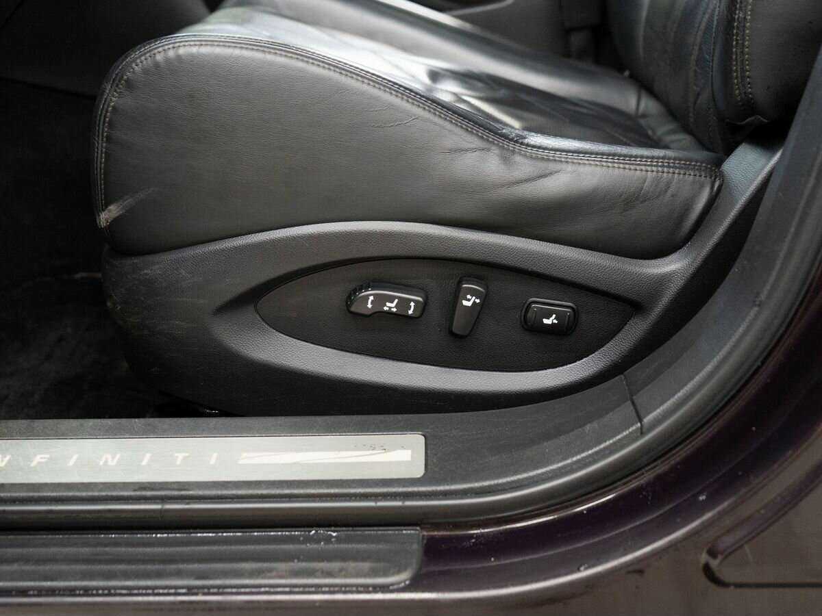 Купить Infiniti FX35, 2008, 125 000 км, фото №15