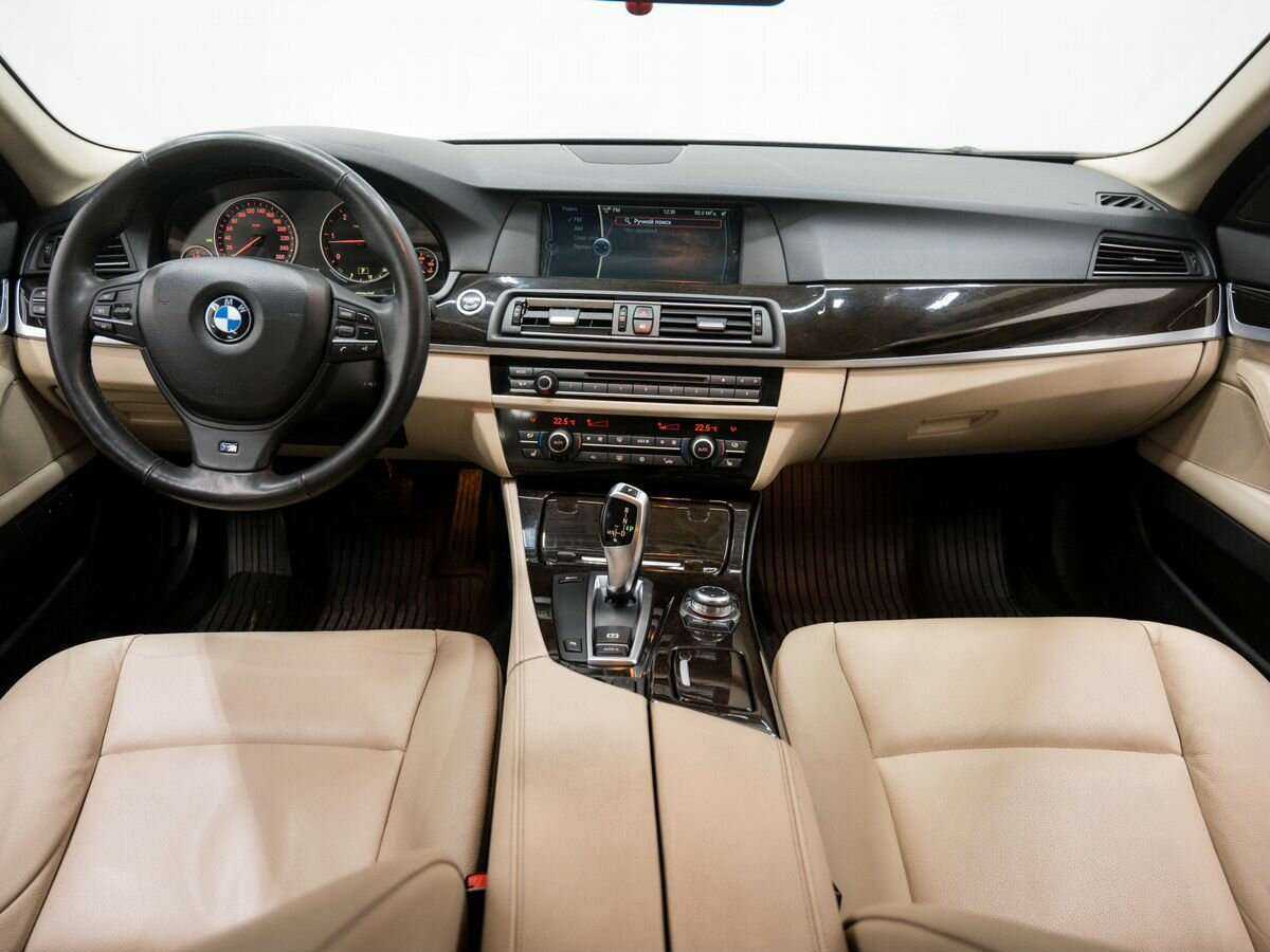 Купить BMW 5 серии 525d, 2011, 260 821 км, фото №10