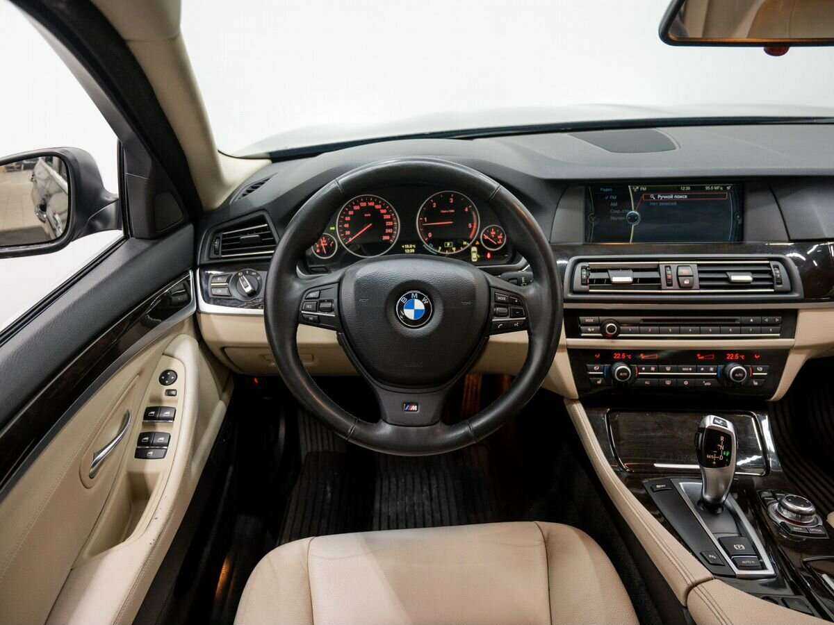 Купить BMW 5 серии 525d, 2011, 260 821 км, фото №11
