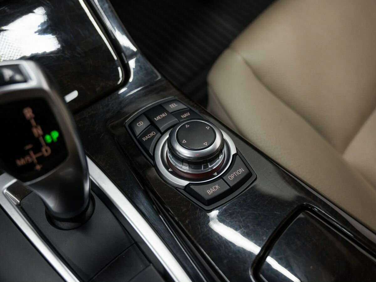 Купить BMW 5 серии 525d, 2011, 260 821 км, фото №21