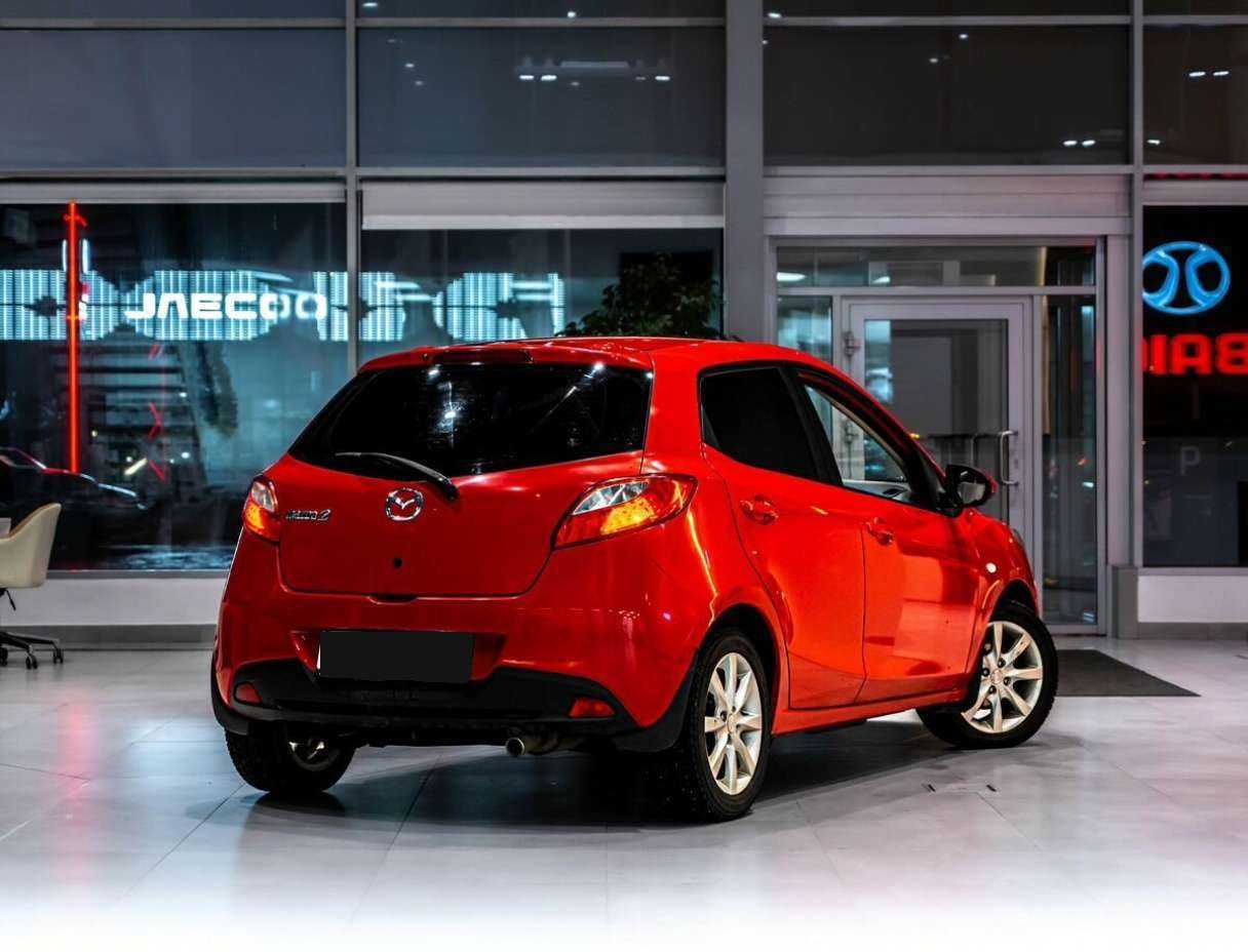 Купить Mazda 2, 2008, 240 000 км, фото №4