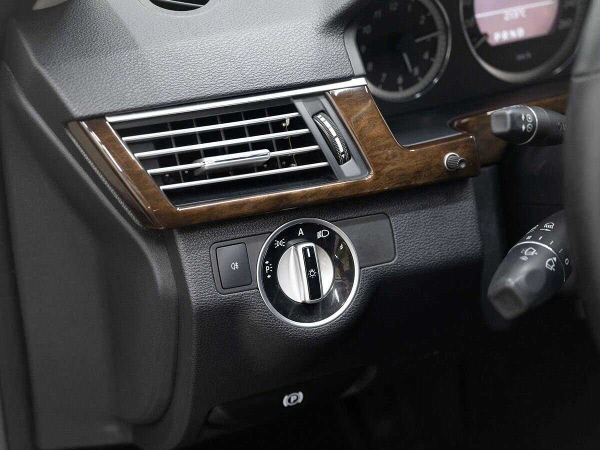 Купить Mercedes-Benz E-Класс 200 5G-Tronic, 2010, 264 000 км, фото №11