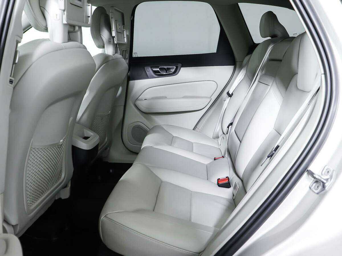 Купить Volvo XC60, 2021, 42 138 км, фото №10