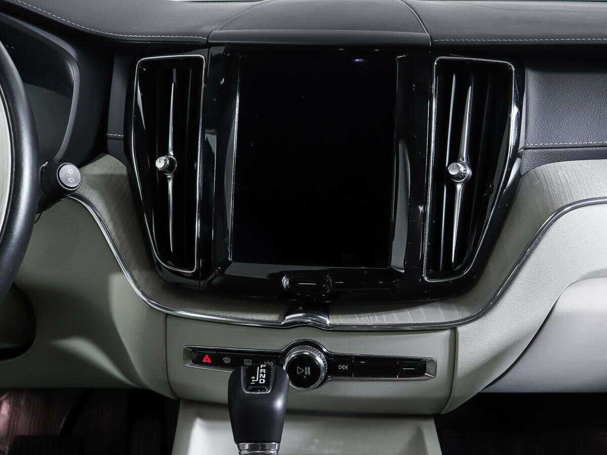 Купить Volvo XC60, 2021, 42 138 км, фото №12